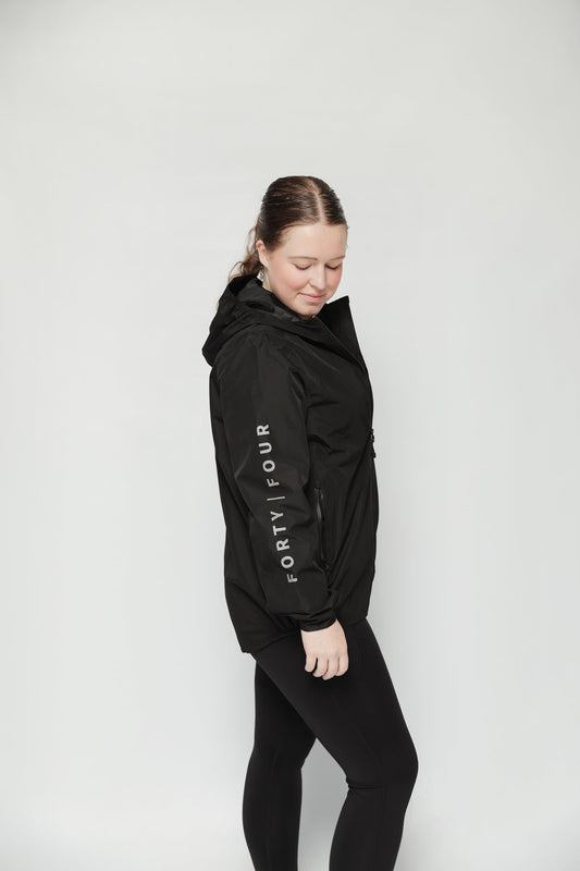 44 Essential Spray Jacket Womens - Black
