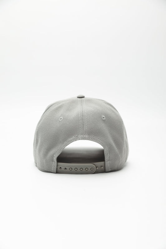 44 Essential Peak Cap - Grey